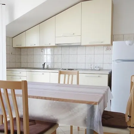 Apartman By The Sea Sumartin, Brac - 5620 *